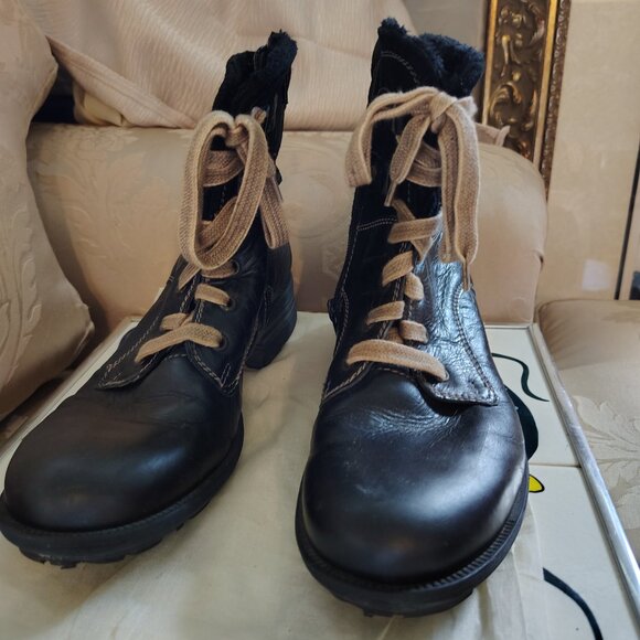 Josef Seibel Sandra Black Leather Boots Womens 9 1/2 Lace-Up Fleece Lined Combat - Picture 4 of 9